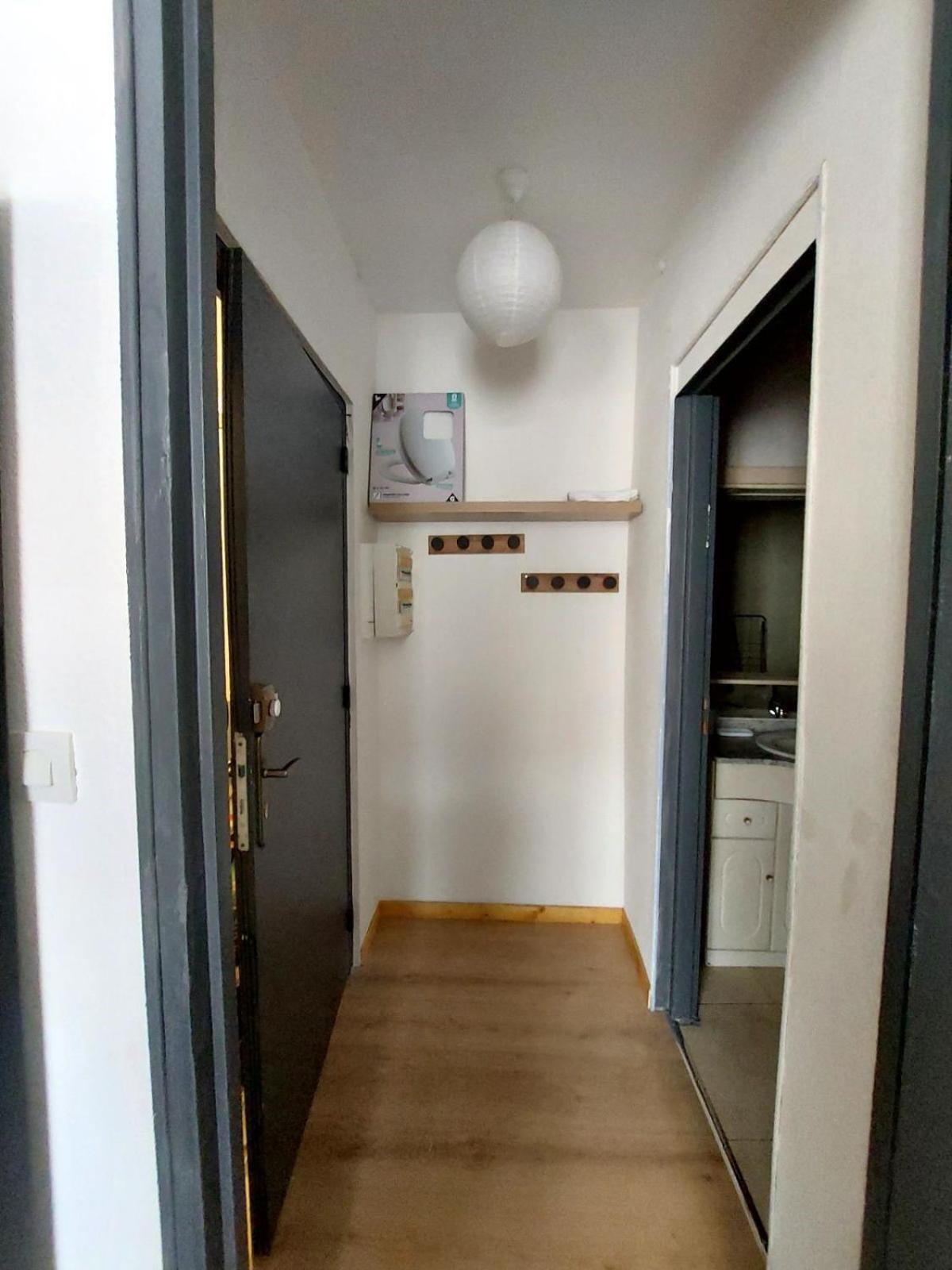 Appartement T2 Avec Balcon Proche Centre-Ville ナルボンヌ エクステリア 写真